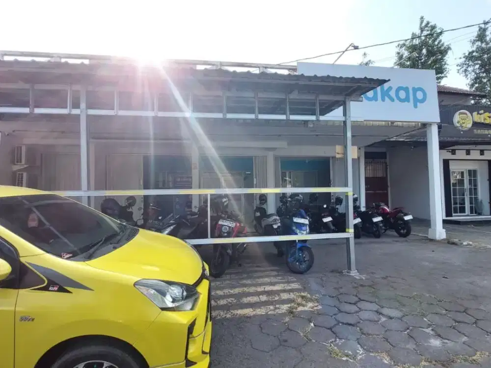Disewakan Ruko Cocok Untuk Kantor dan Usaha Lokasi Di Jalan Palagan Dekat Hyatt