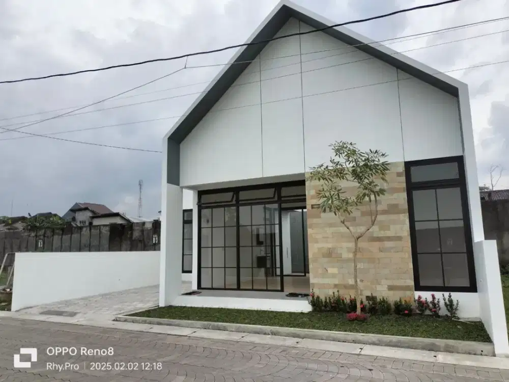DIJUAL RUMAH MODERN DISKON RATUSAN JUTA DALAM CLUSTER DEKAT BUDI MULIA TAJEM