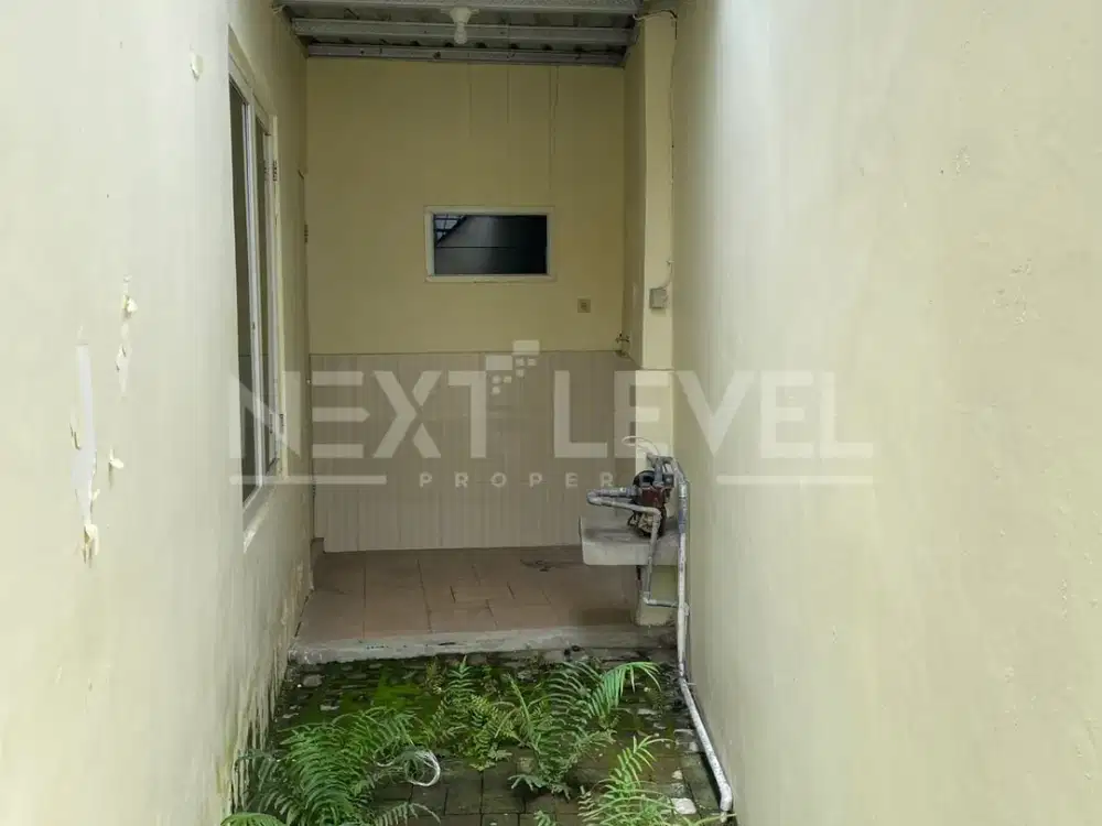 Disewakan rumah di Darmo indah Surabaya barat