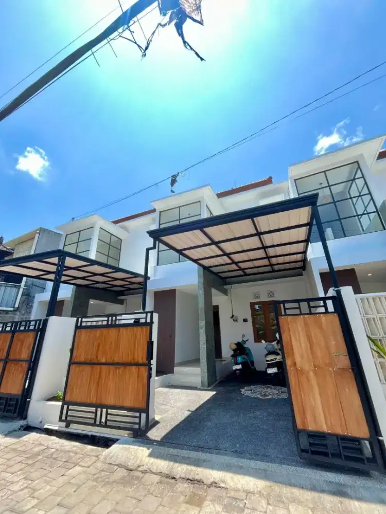Rumah baru lantai 2 di Penamparan Jl Gn Andakasa Denpasar Bali