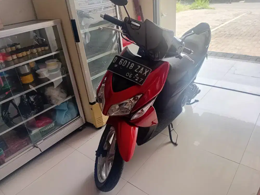 Vario th 2007 merah