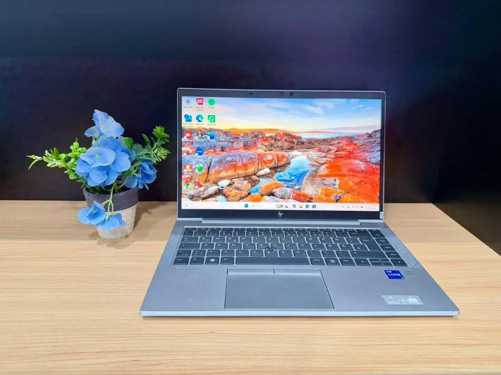 LAPTOP LIKE NEW  HP ELITEBOOK 840 G8 | COCOK UNTUK EDITING BISA KREDIT