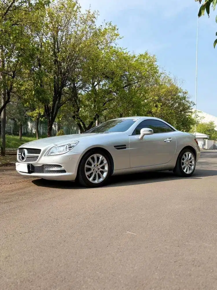 Mercedes-Benz SLK200 2011 Bensin
