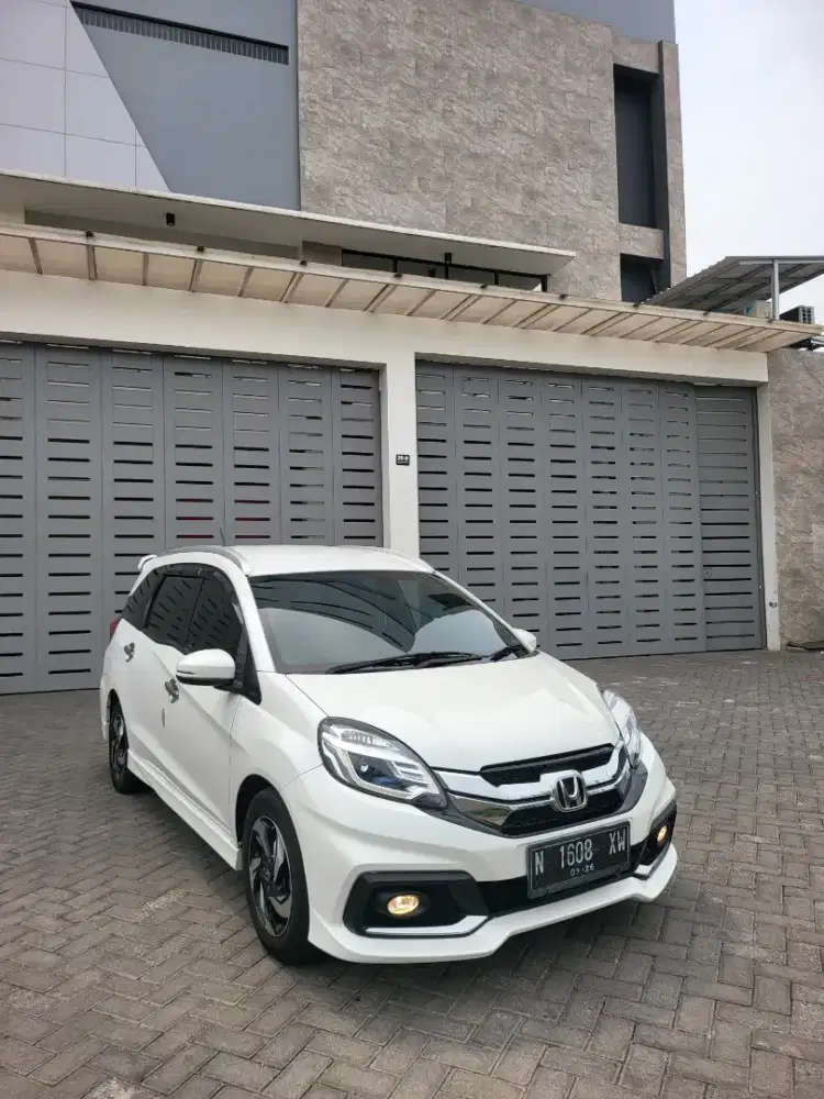 [Gress Mobil Kutisari]Mobilio RS AT Tahun 2016 Plat Baru