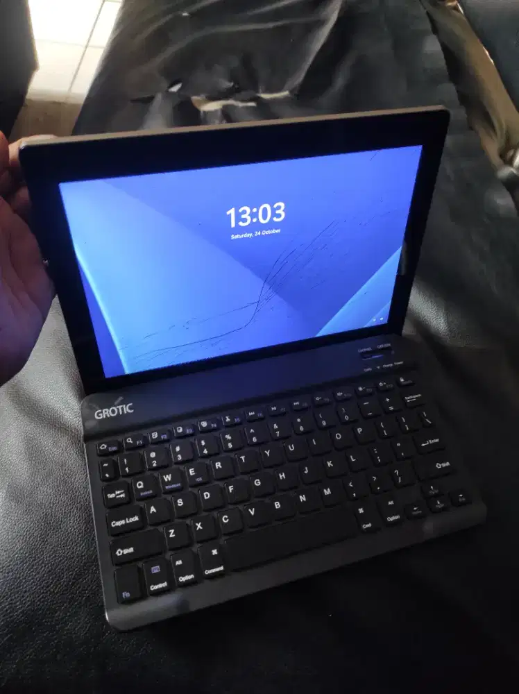 Lenopo ideapad d330 IGL ram 4gb hdd 256,kel casan ori keybor