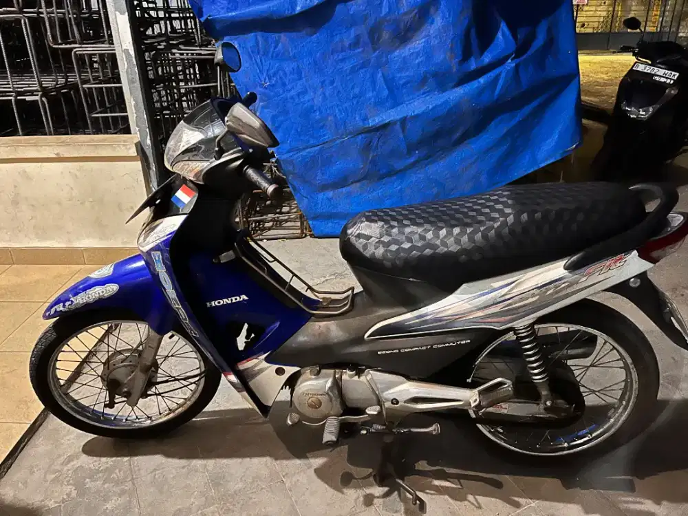 Honda supra 2006