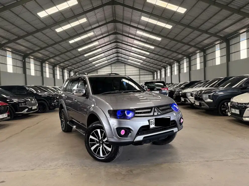 Mitsubishi Pajero Sport Exceed 2015 / 2016 AT Matic, Sangat terawat