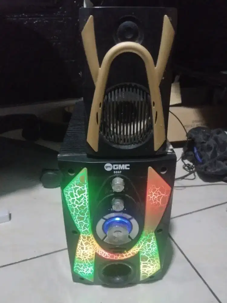 Dijual speaker GMC 886f bluetooth