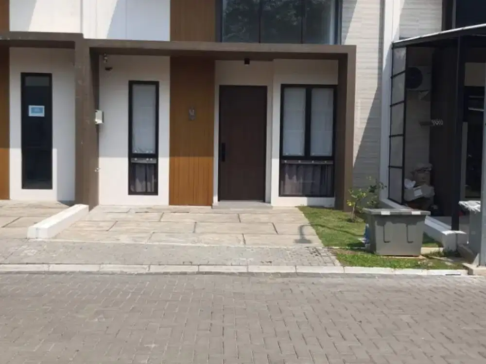 Sewa Chloe Citra Garden Serpong, Semi Furnish Dua AC