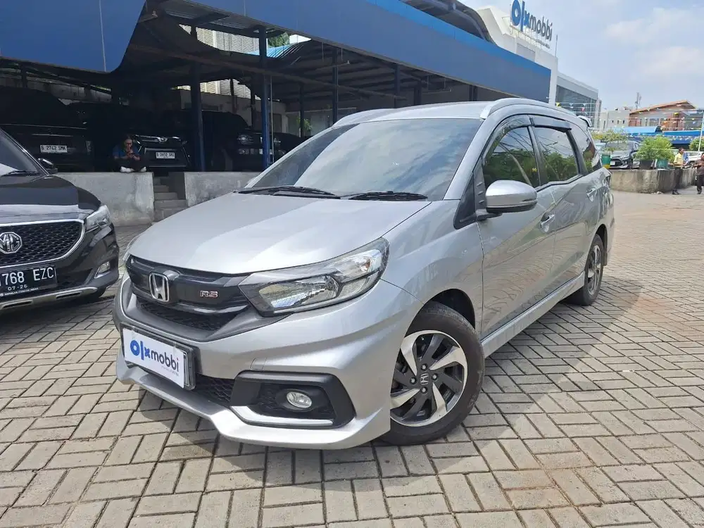 Angs Murah Honda Mobilio 1.5 RS Bensin-AT 2017 Abu CSZVB