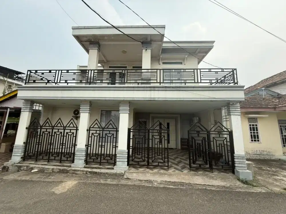 Dijual Rumah Jalan Letjend Alamsyah Ratu Prawiranegara Palembang