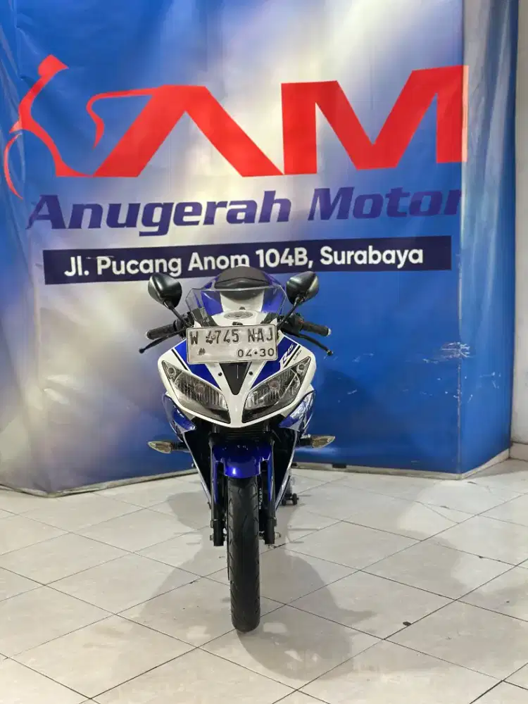 Yamaha R15 V2 2015 Like New