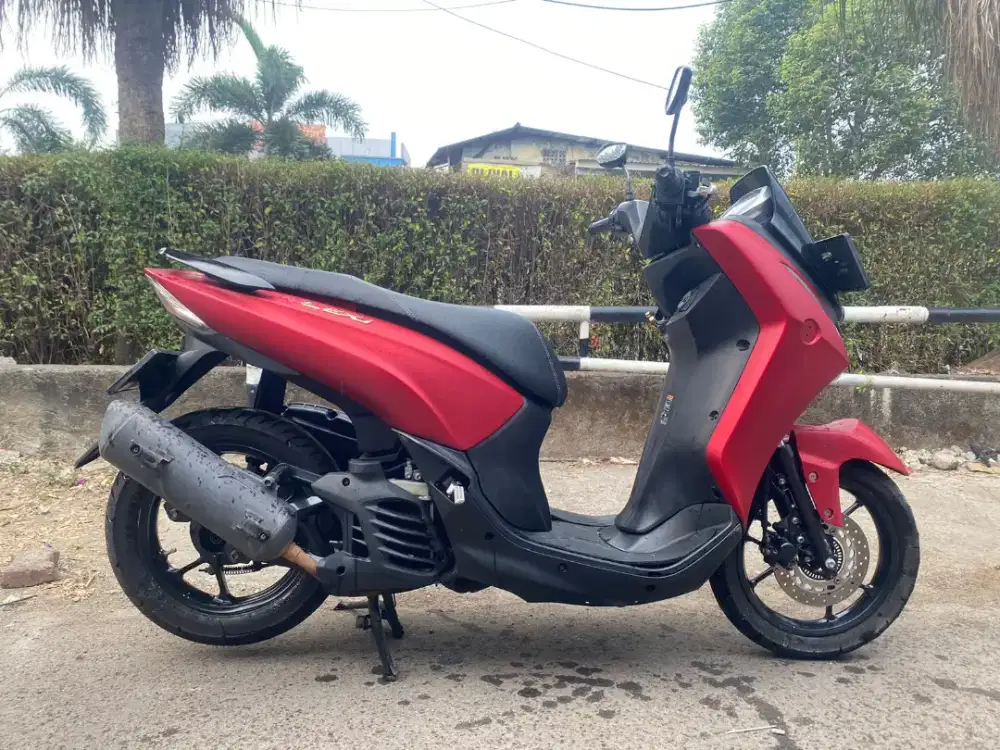 Yamaha Lexi 2019 cakep full orisinil