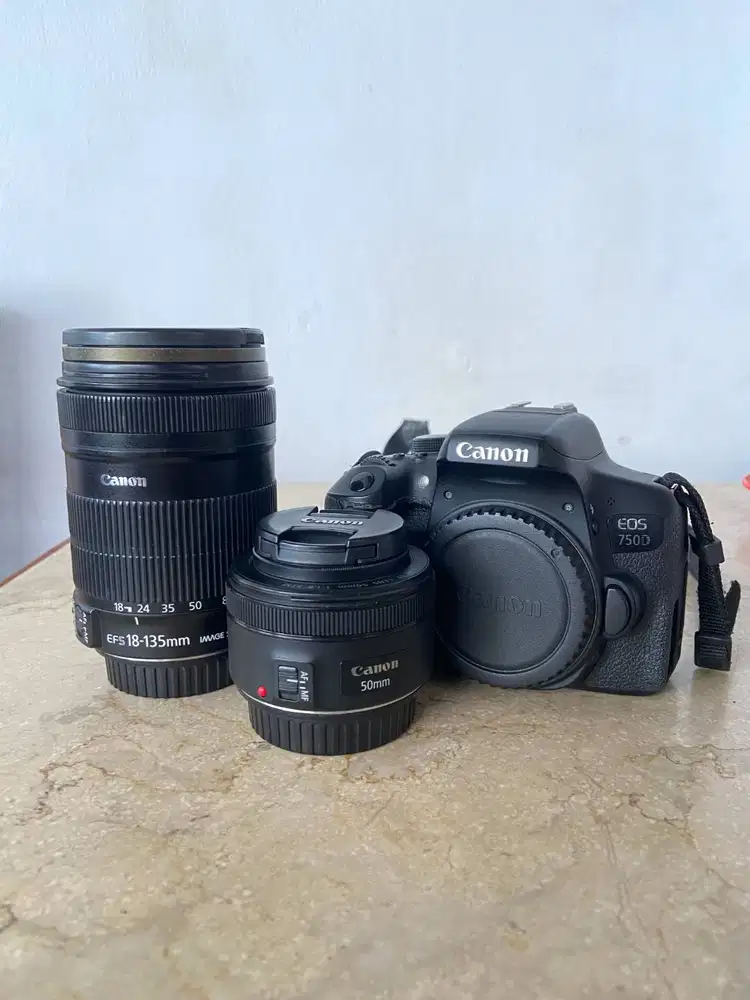 Canon EOS 750D Dapet Lensa Fix 50mm STM + 18-135mm IS