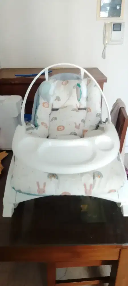 Dijual kursi goyang bayi,merek HIGHSTARS