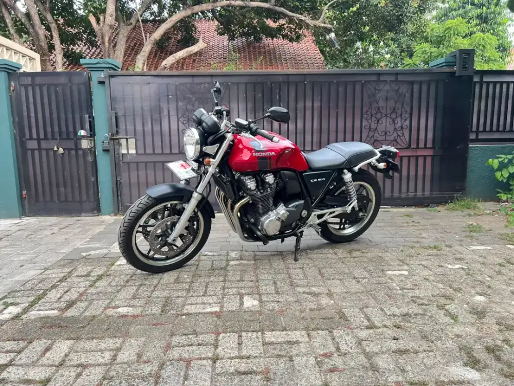 Moge Honda CB1100 FP n CB400 CB 400 SF CB650R Z900RS Triumph bonnevile