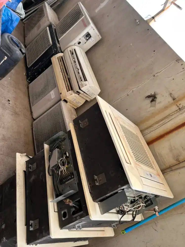 Dijual AC Bekas ( ex kantor )