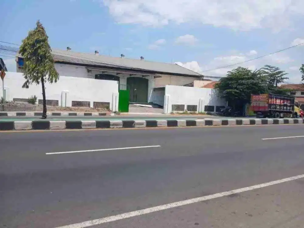 Kontrakan Gudang Akses Jalan Raya Simpangan Container Lancar