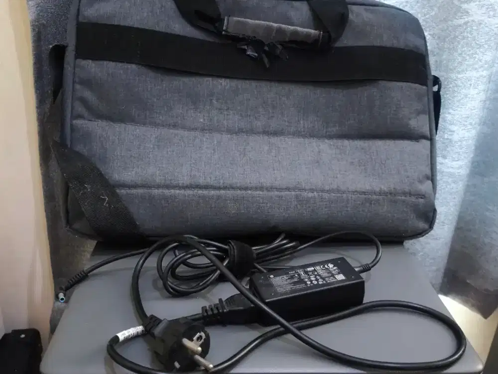 Laptop HP 14-bs0xx