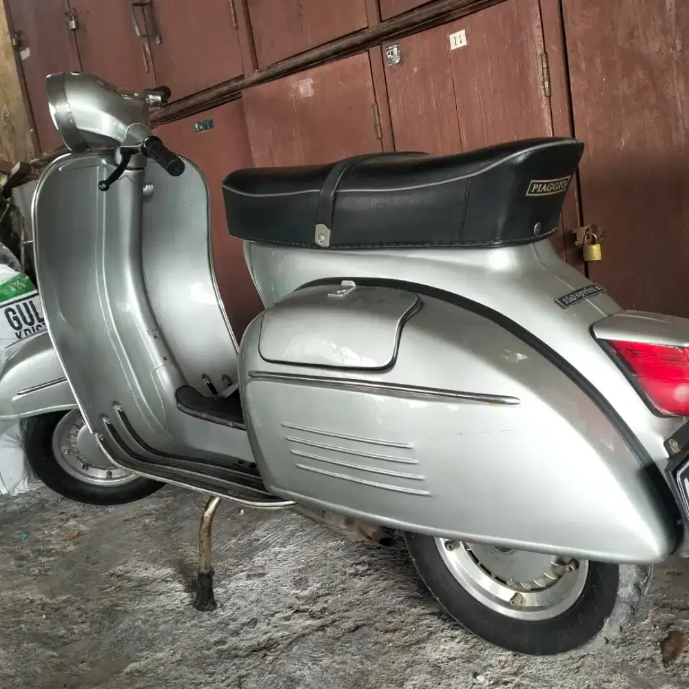 Vespa Bagol silver