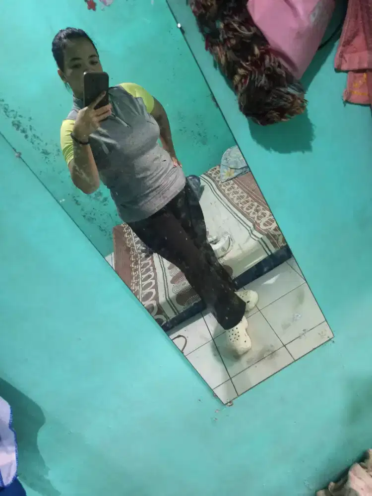 cari kerjaan apa aj yg pnting di bayar