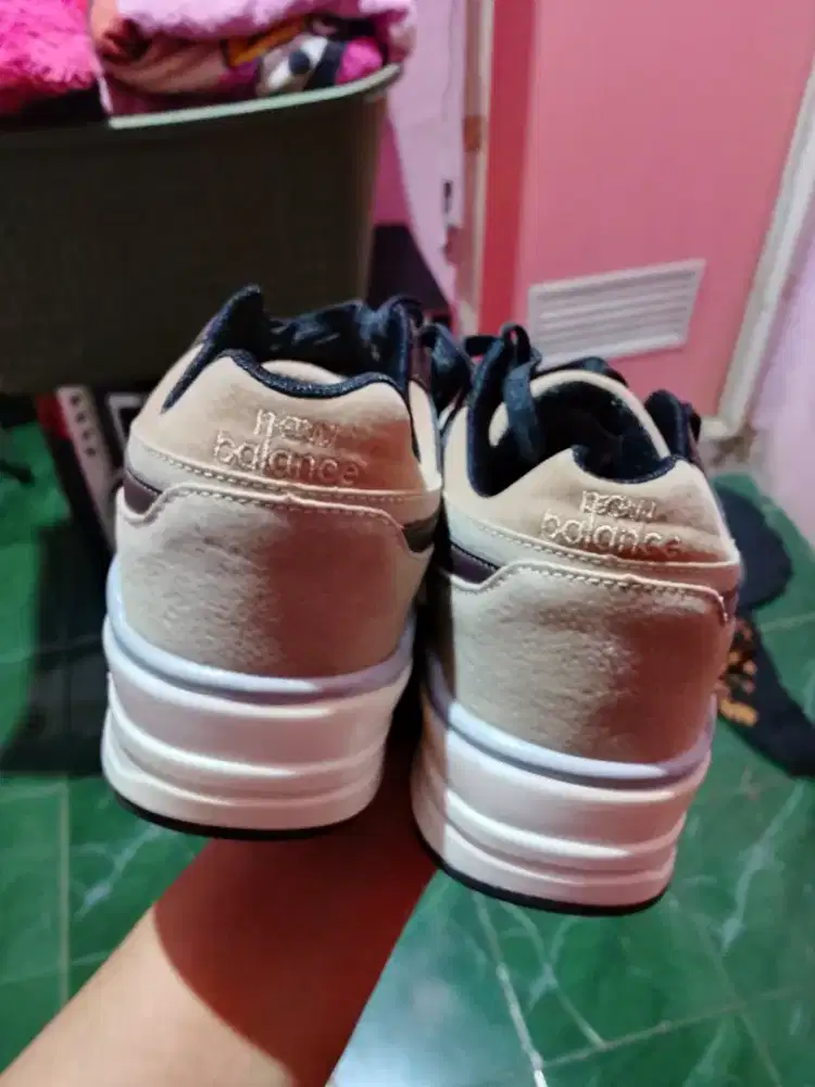 Sepatu new balance