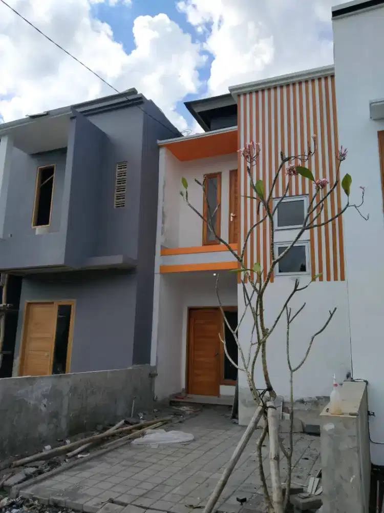 Tukang finishing cat dan tukang bangunan