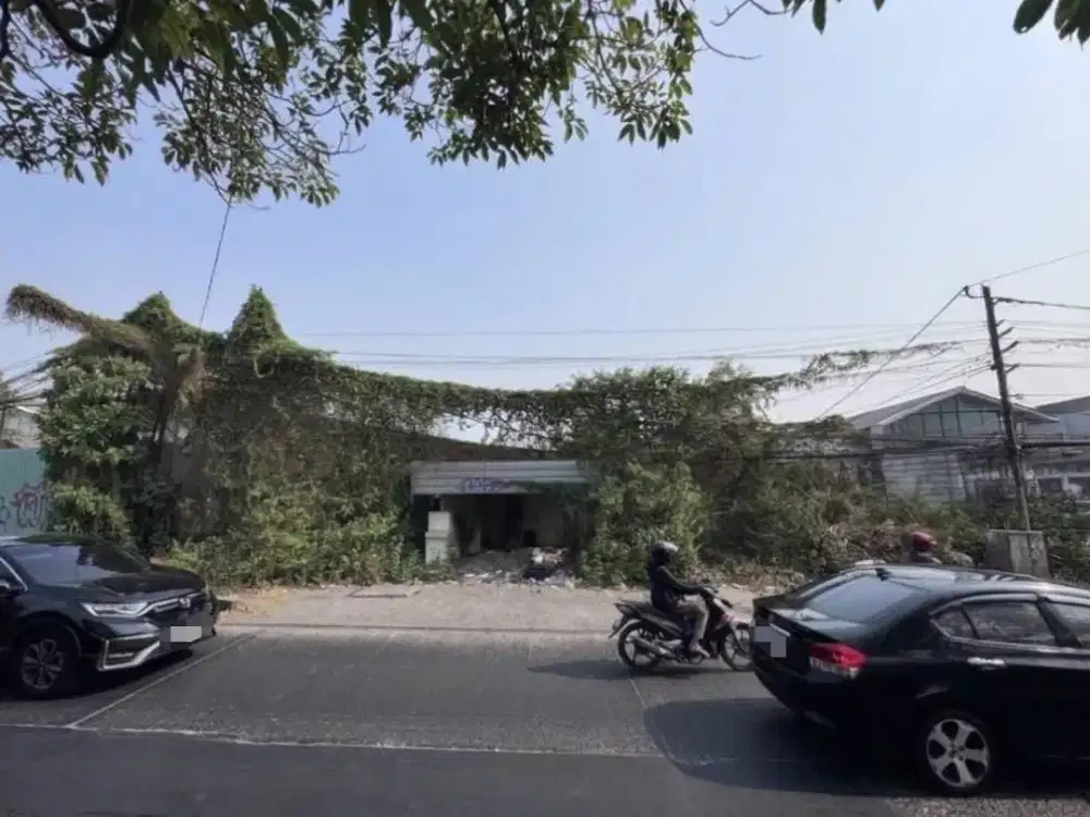 Dijual Tanah di Raya Manukan Wetan