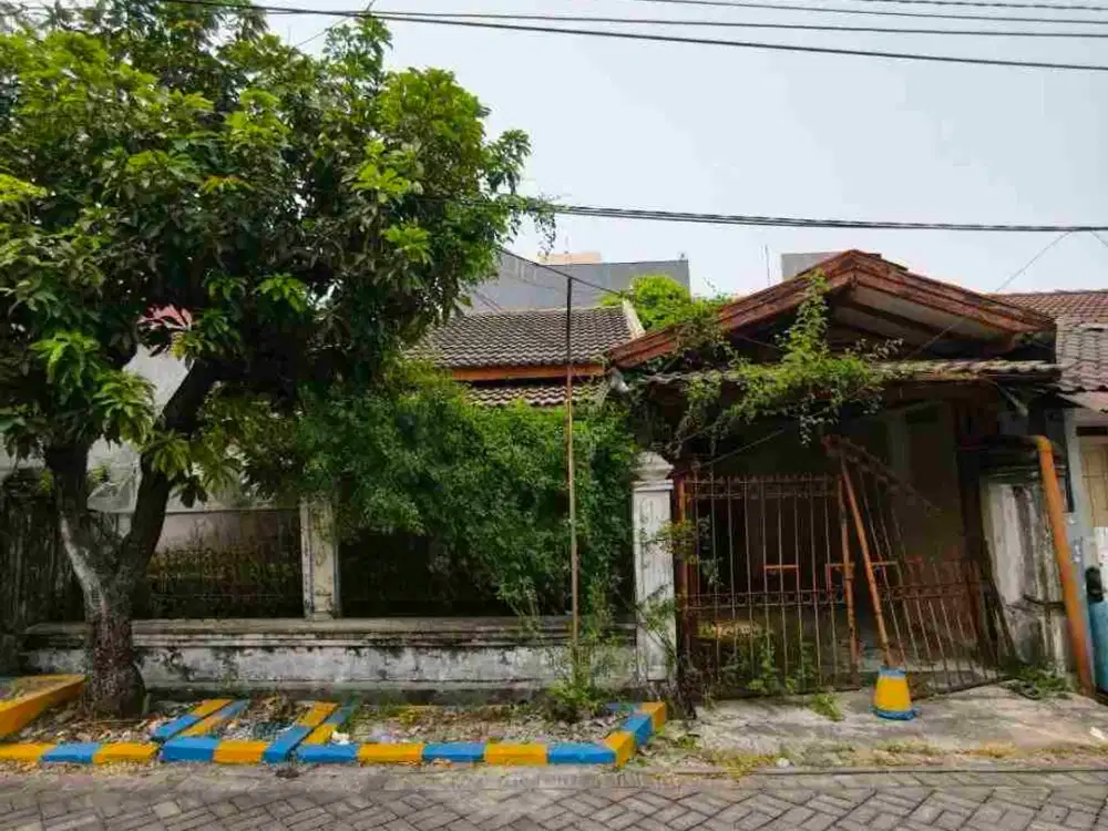 6 menit ke Univ Petra‼Rumah Hitung tanah Kutisari Indah