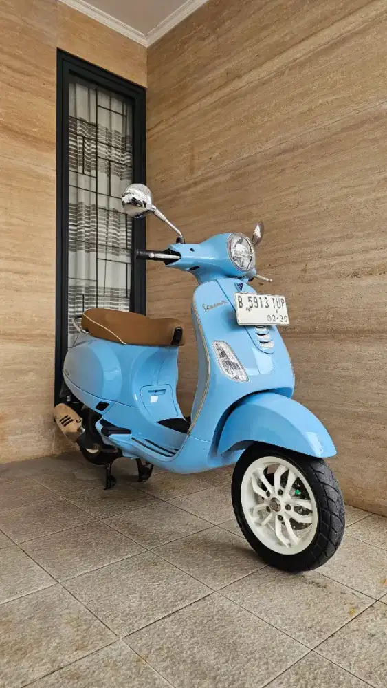 VESPA LX 125 I-GET BLUE CAPRI