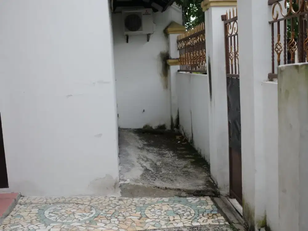 Dijual Rumah Semi Furnished di Candi Lontar Surabaya Barat