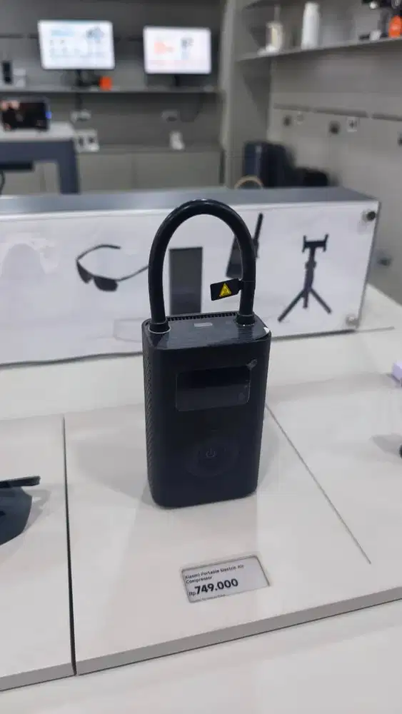 XIAOMI PORTABLE ELECTRIC AIR COMPRESSOR 2