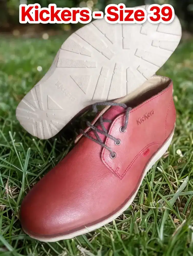 Sepatu Kickers original