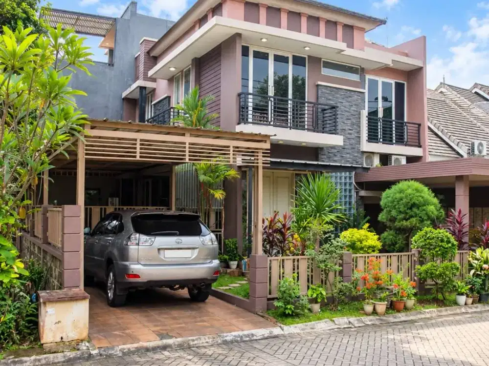 RUMAH HOOK DENGAN TAMAN LUAS | CIBUBUR COUNTRY