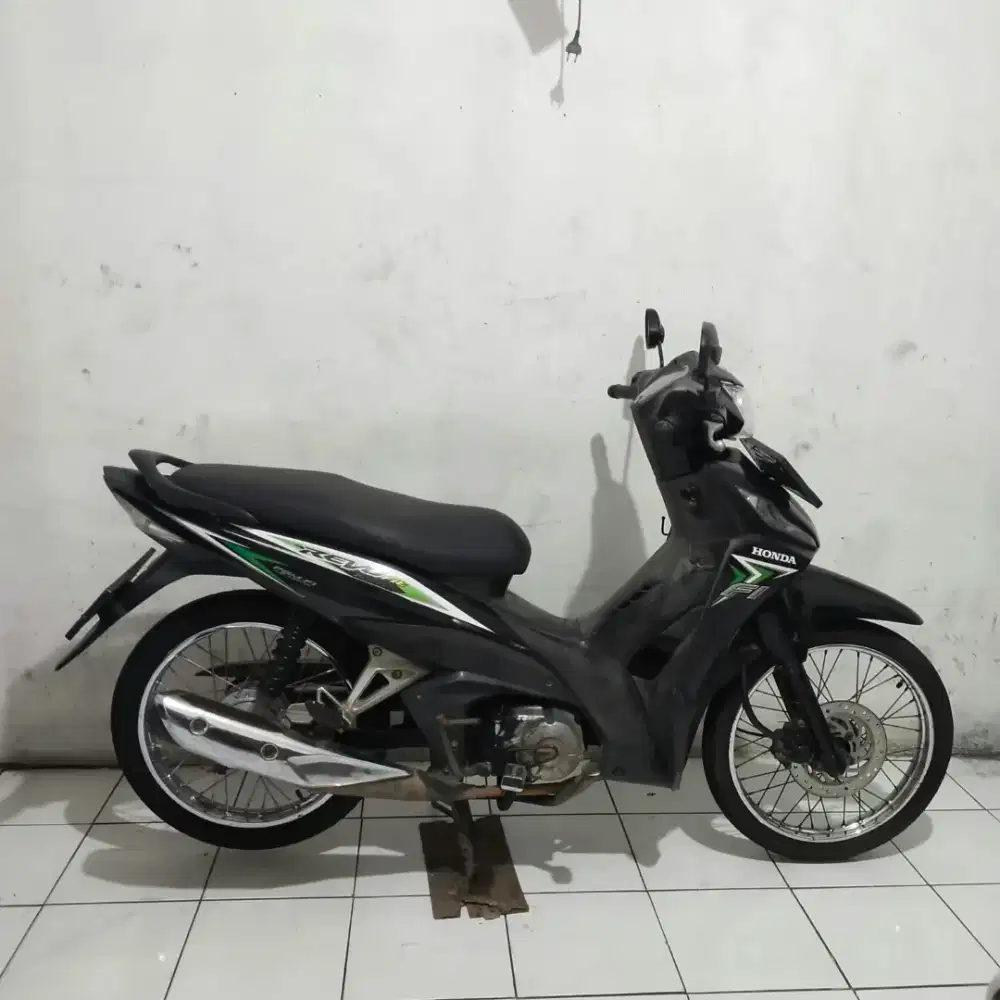 Honda Revo Fi 2016 Bagus Lengkap