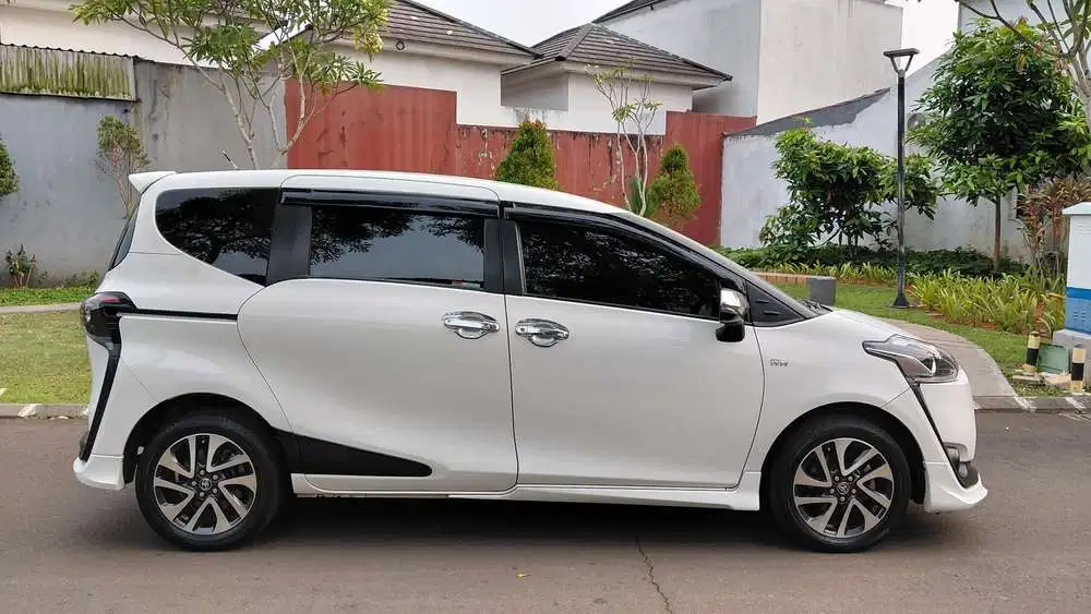 Toyota Sienta 2019 Bensin