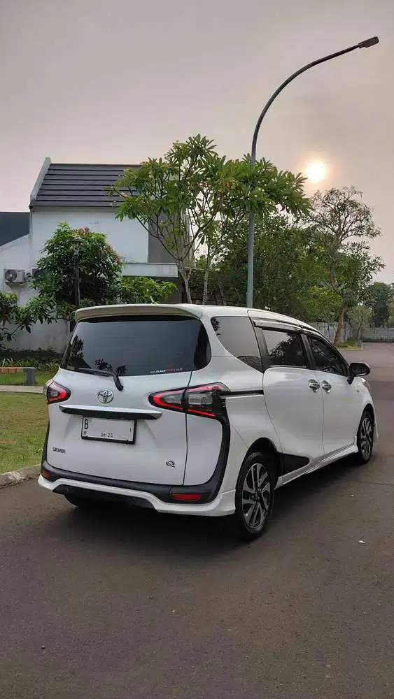 Toyota Sienta tipe Q 2019 Matic (Tipe Tertinggi)