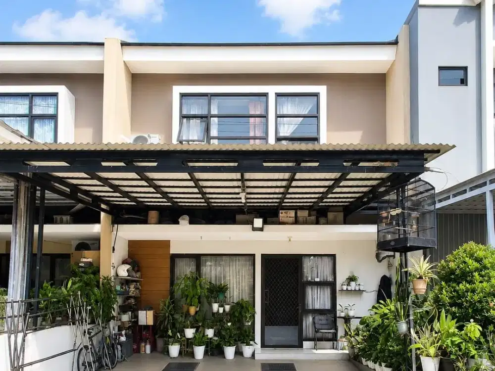 Dijual Rumah 2 Lantai Townhouse Jatisampurna Siap Huni