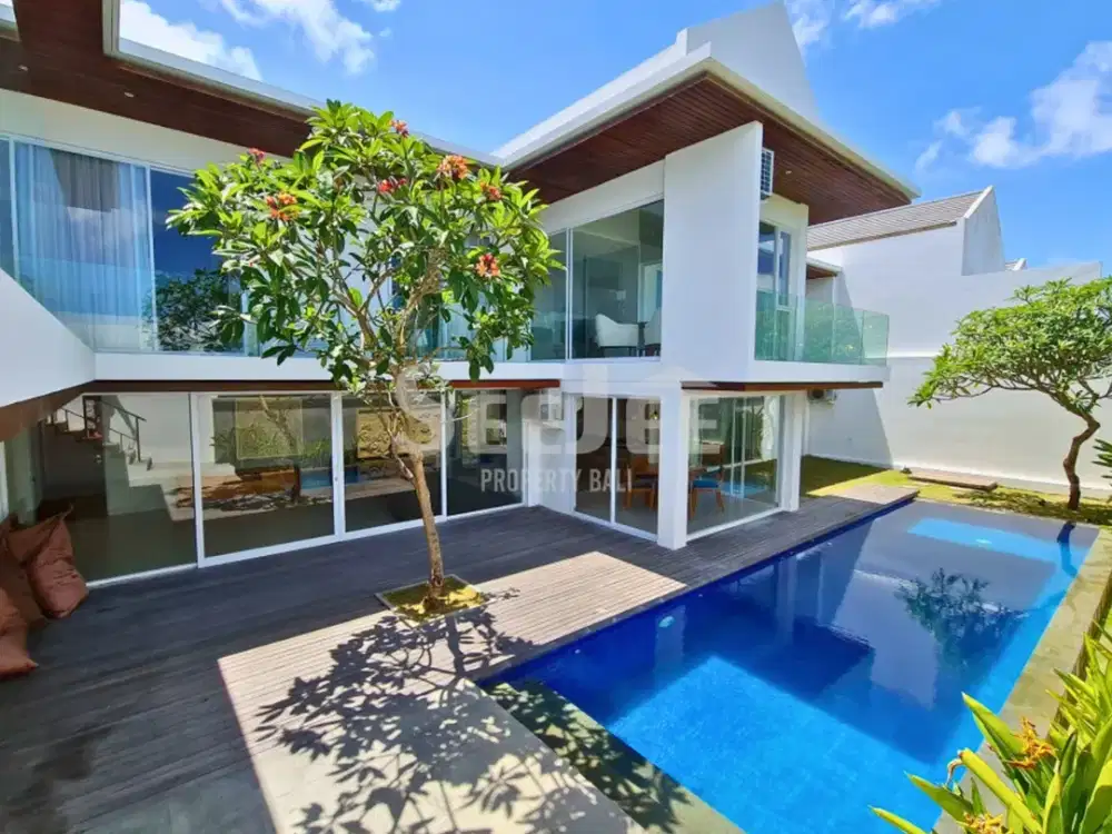 DIJUAL VILLA HAK MILIK (SHM) 6 KAMAR TIDUR TERBATAS DENGAN PEMANDANGAN LAUT DI UNGASAN - SVFB050