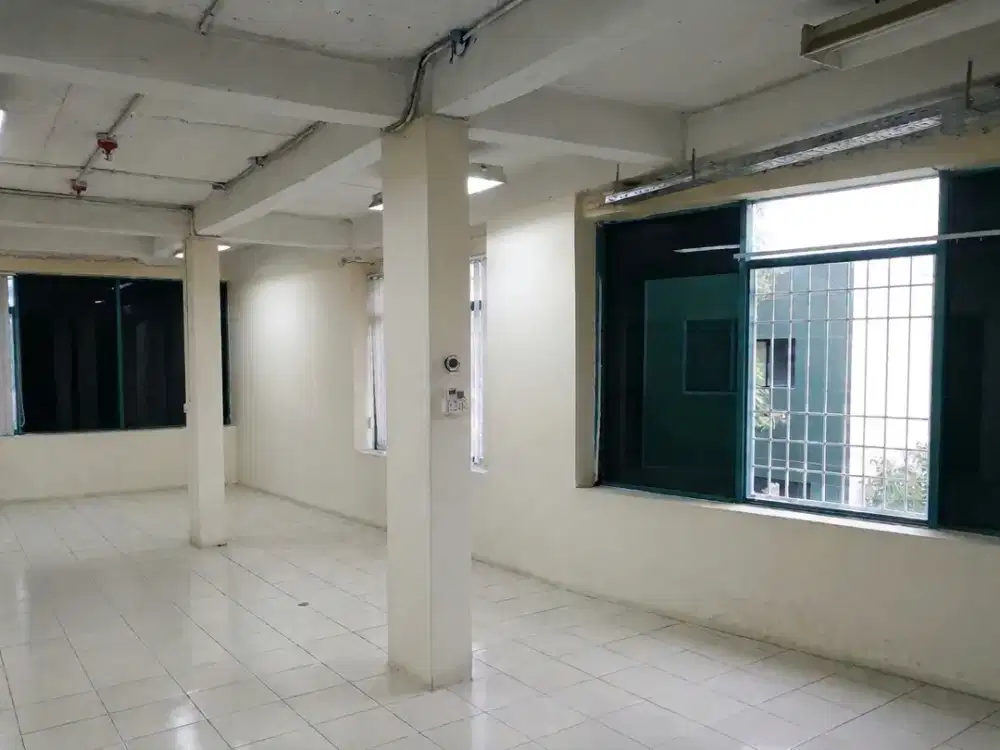 Disewa Ruko Hoek Bukit Gading Indah, Kelapa Gading