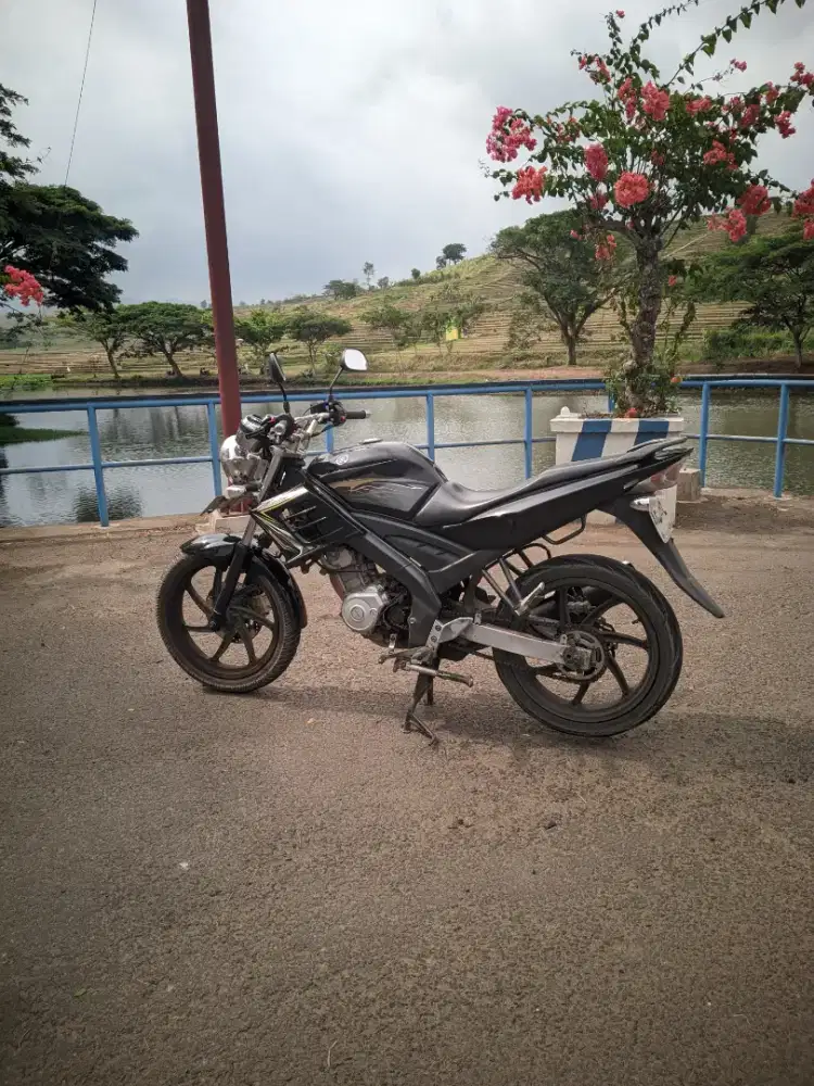 Yamaha vixion old 2011