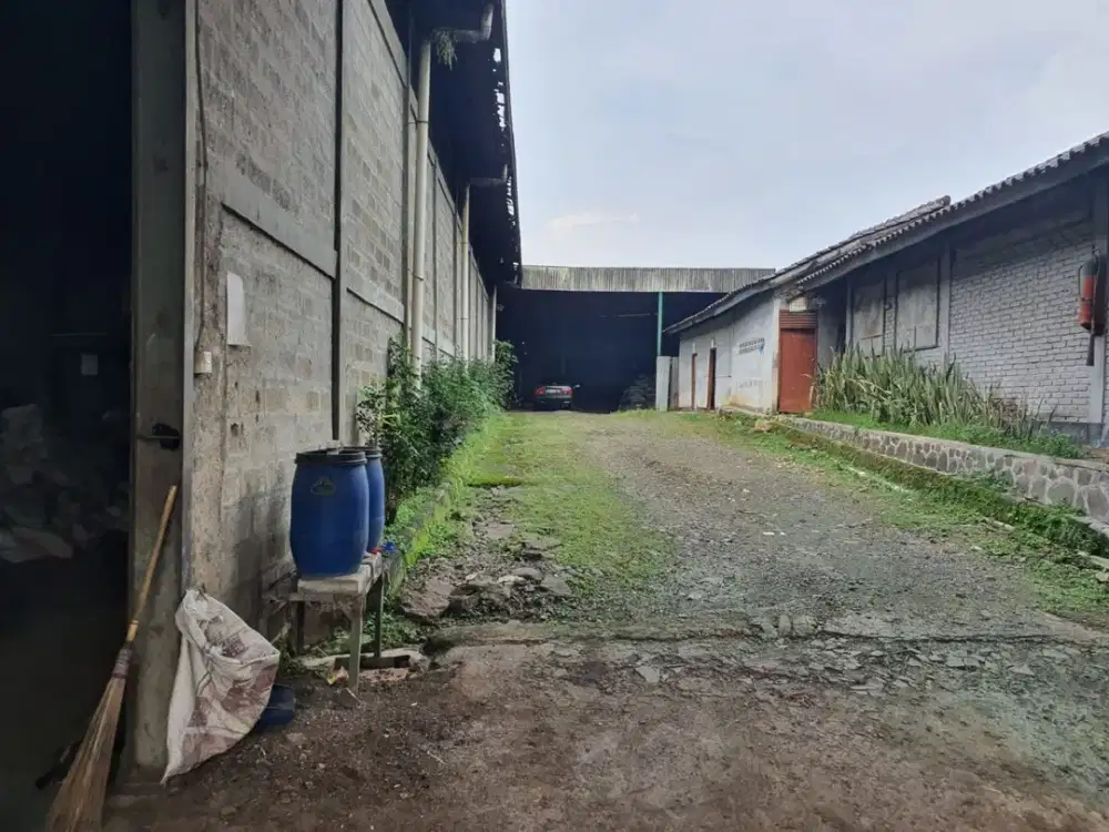 TERMURAH DIJUAL BANGUNAN EX PABRIK PUPUK DAN KANTOR LOKASI DI BANJARAN BANDUNG