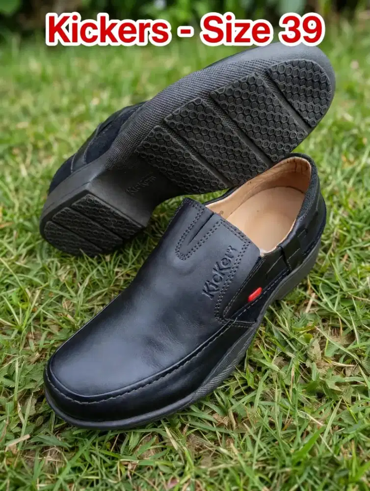 Sepatu Kickers original