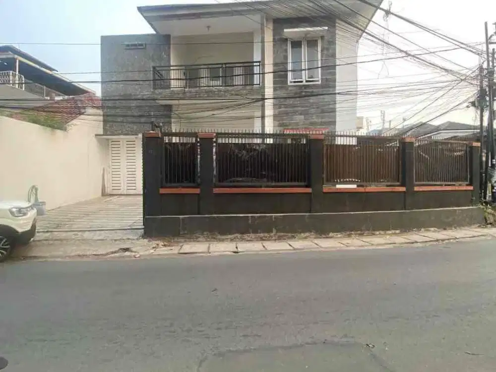 disewakan rumah di kalibata pancoran bisa untuk kantor