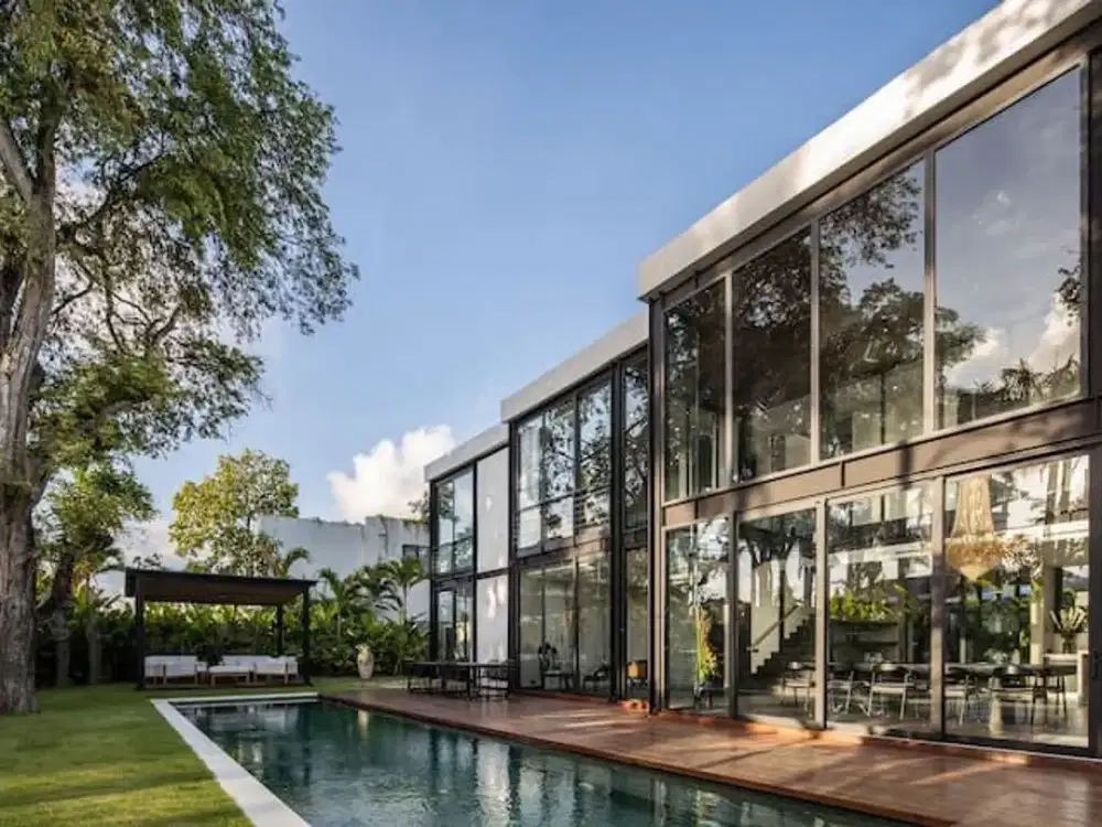 DISEWAKAN VILLA MEWAH DI UMALAS, KEROBOKAN , BADUNG, BALI