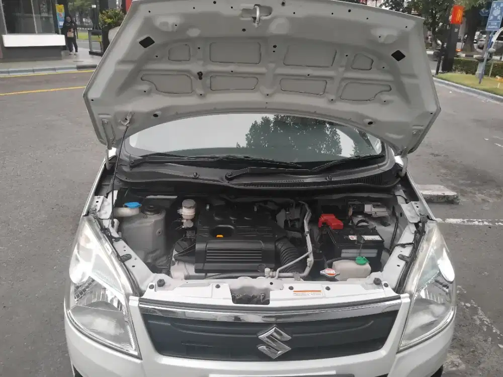 Mobil uirit kecil lincah kuat