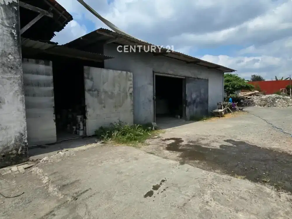 Jual Ruang Usaha  Tanah Luas Di Kawasan Berkembang Yogyakarta