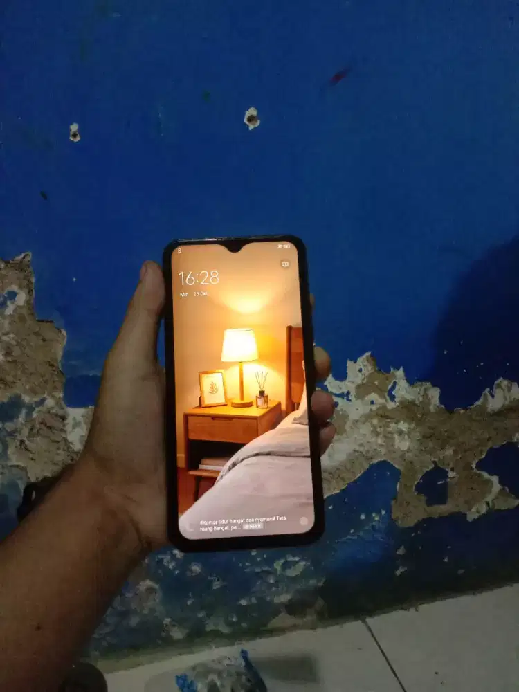 Jual hp Vivo Y15 . 4/64