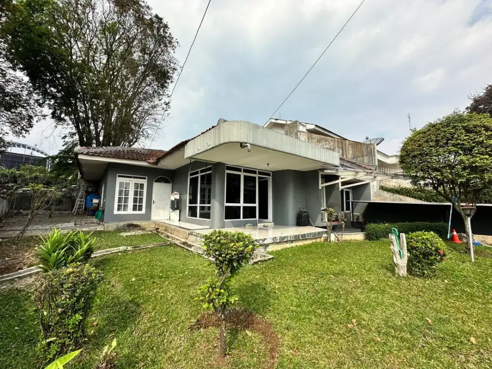 Rumah tengah kota strategis jalan sambu