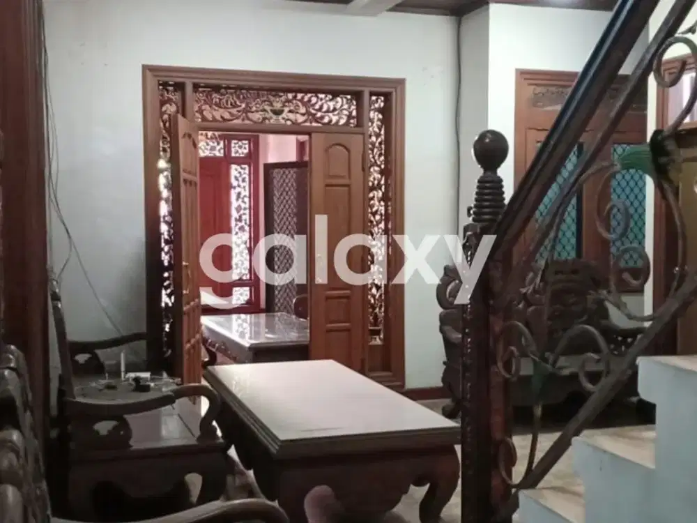 Rumah di Rungkut Mapan